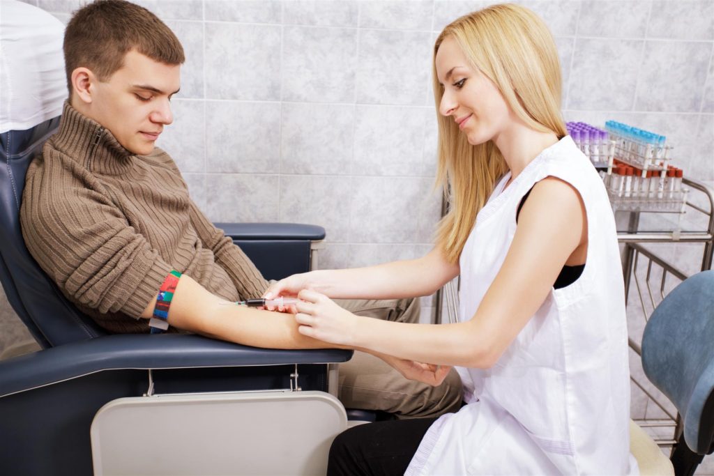 tips-for-comforting-patients-before-blood-draws-abc-training-center